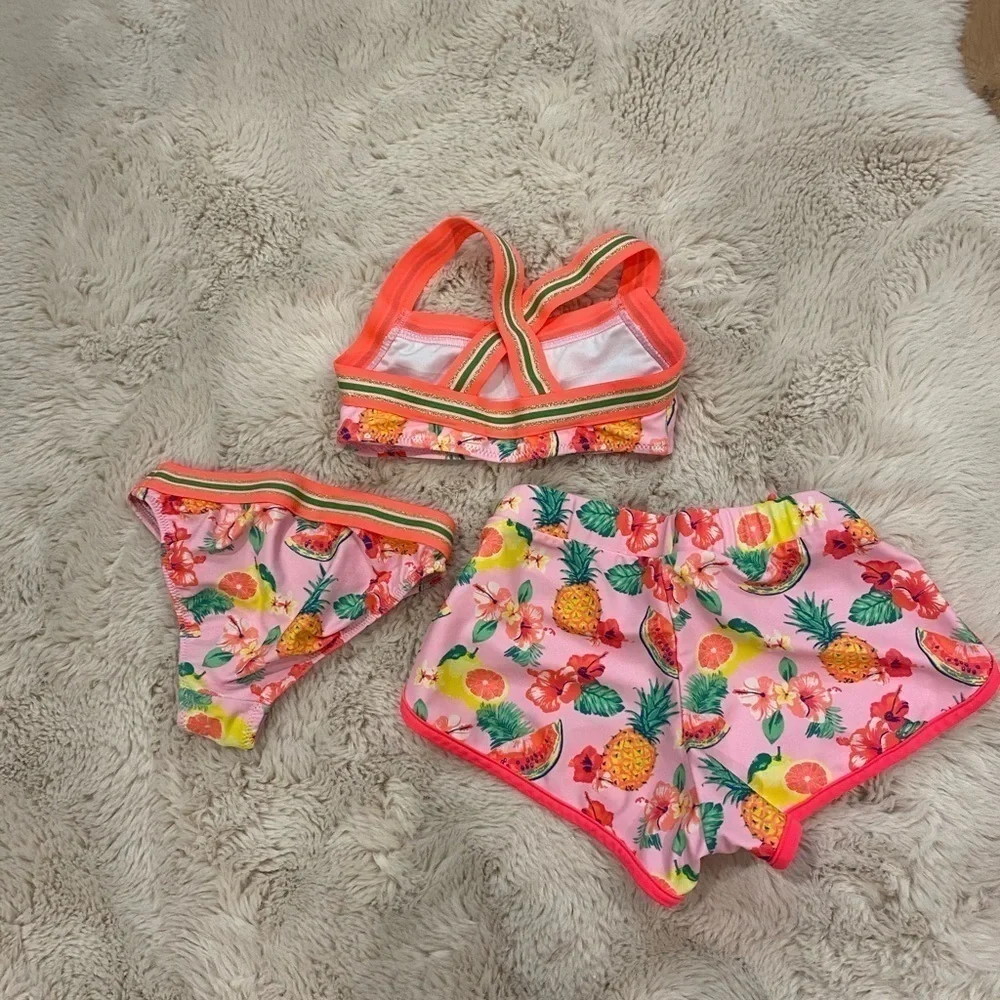 SUNUVA Aloha swim suit with shorts 5/6